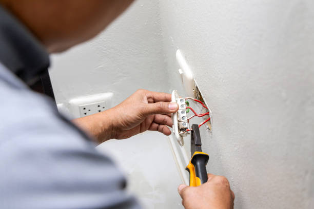 Best Circuit Breaker Repair  in Rm Beach, WA